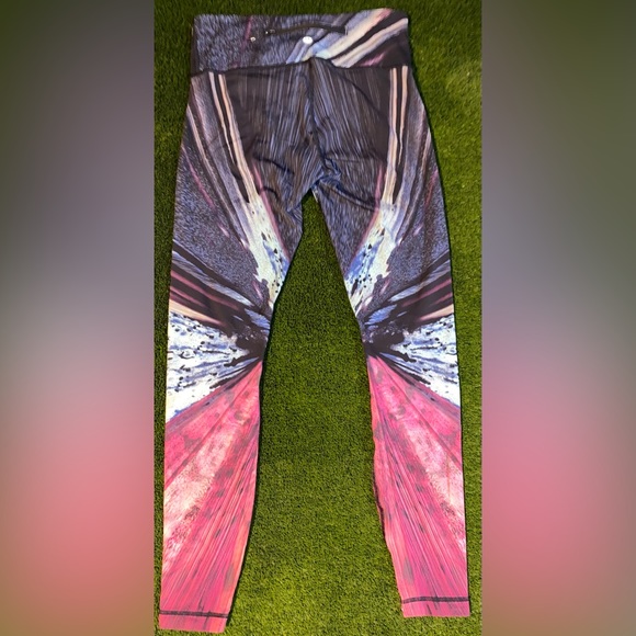 Mixed Lot of 3 LuluLemon  Womens Activewear Yoga Workout Pants Cropped - Picture 14 of 16